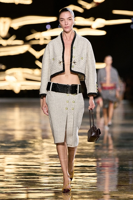 00057-chanel-spring-2027-ready-to-wear-credit-gorunway.jpg 1.jpg
