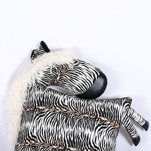 Наволочка декоративная на молнии 47х47 см ЗЕБРА 521982 